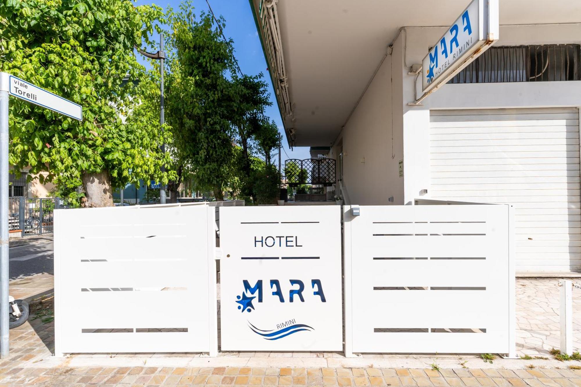 Hotel Mara Ріміні Екстер'єр фото