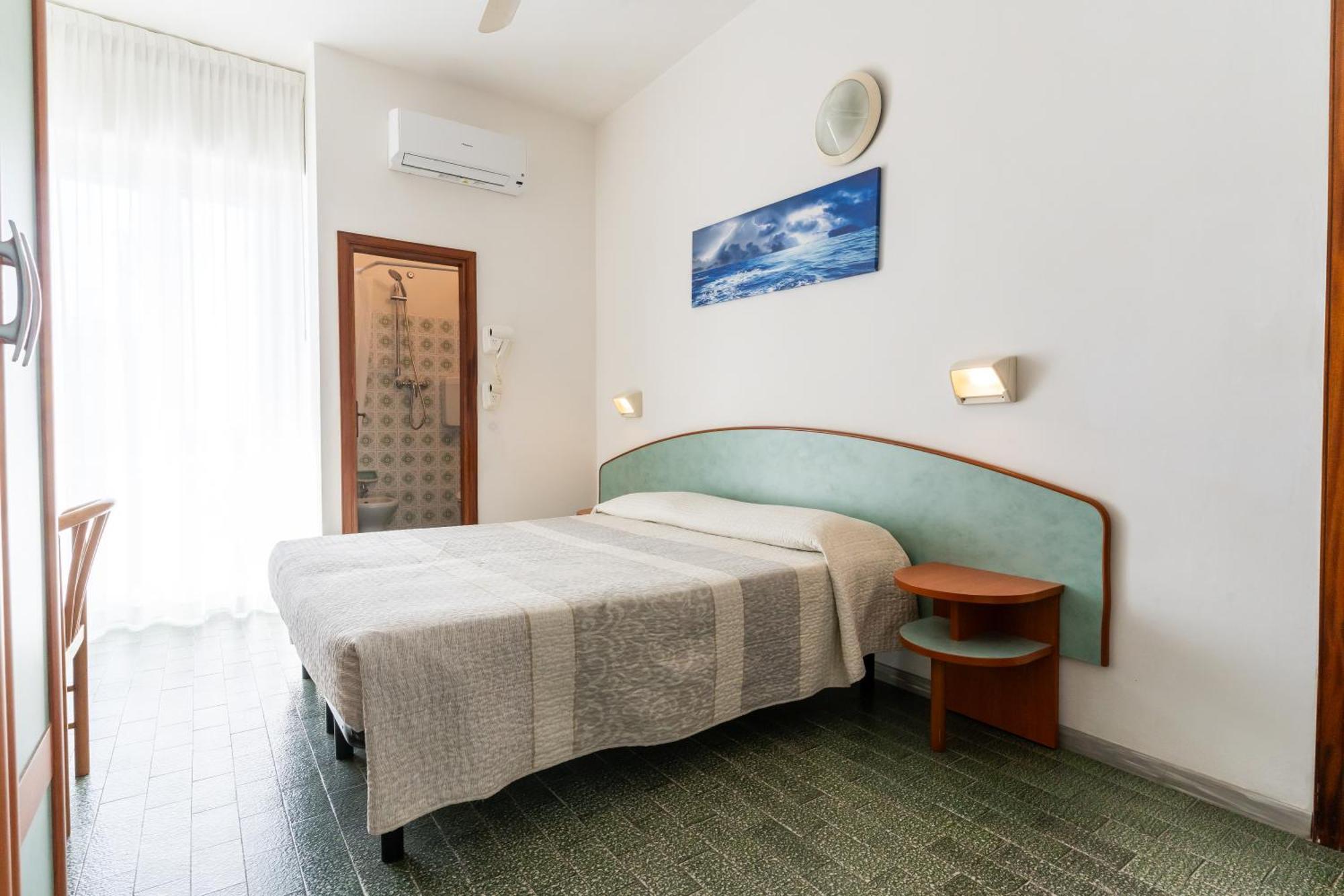 Hotel Mara Ріміні Екстер'єр фото